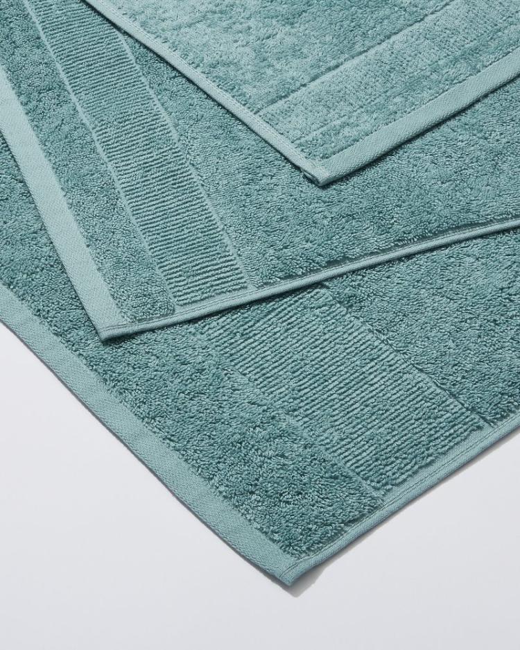 Beach & Home Bath | Tommy Bahama Island Retreat 6-Piece Bath Towel Set Dark Blue Lagoon