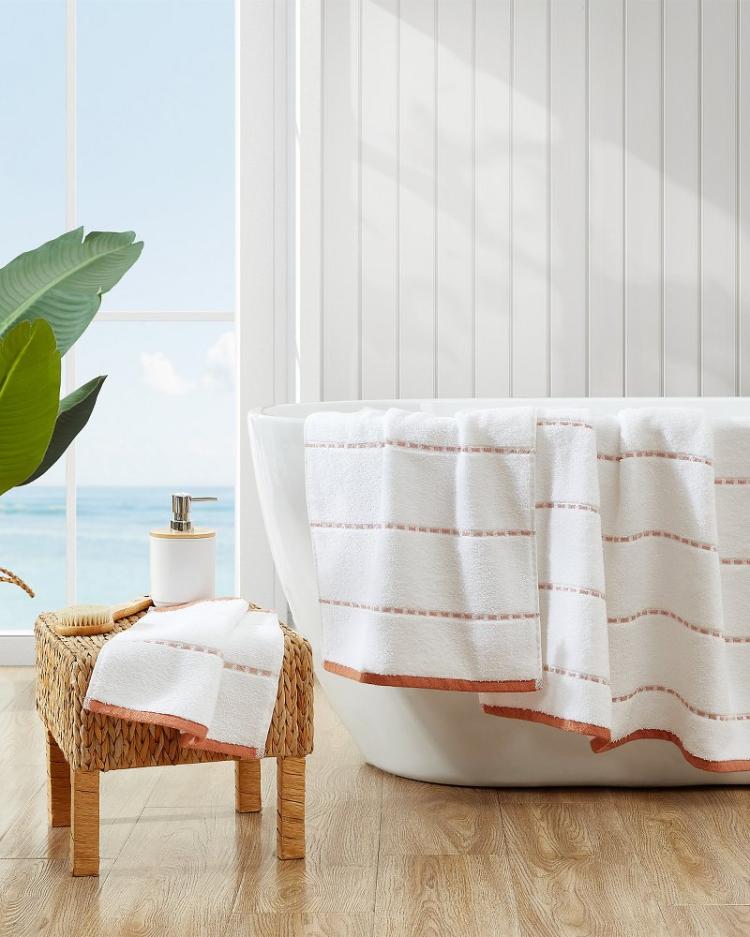 Beach & Home Bath | Tommy Bahama Ridley Clay 3-Piece Towel Set Clay
