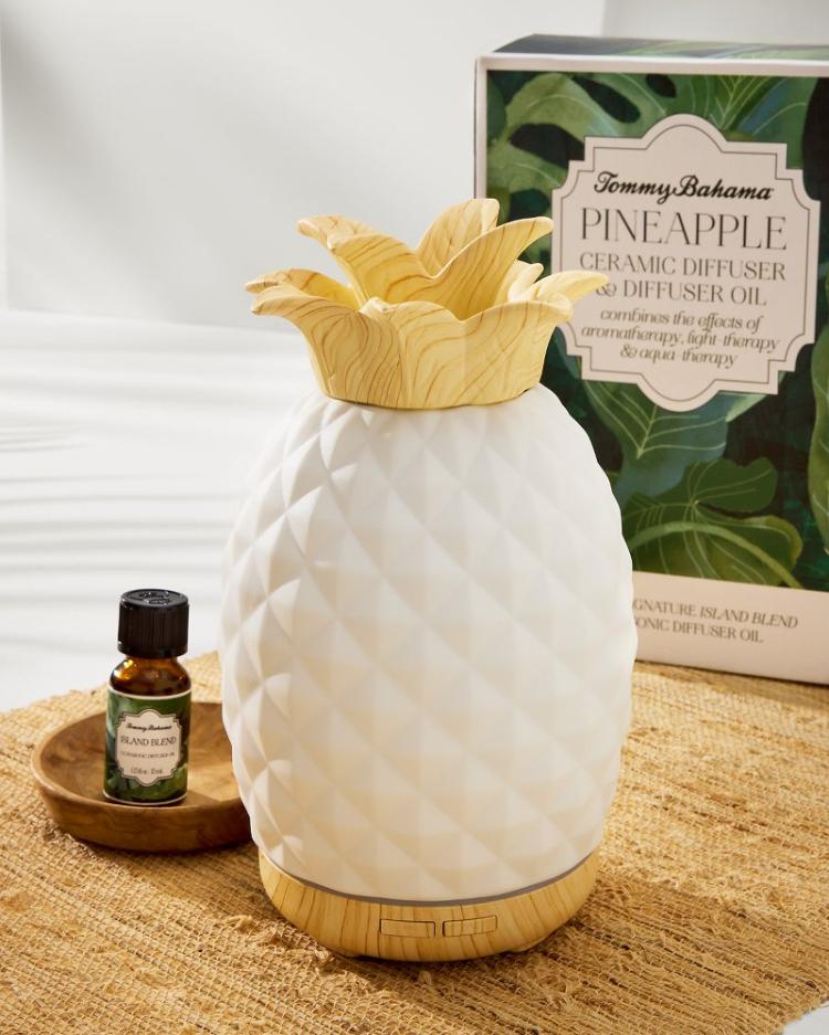Beach & Home Candles & Diffusers | Tommy Bahama Island Blend Ceramic Pineapple Diffuser Island Blend