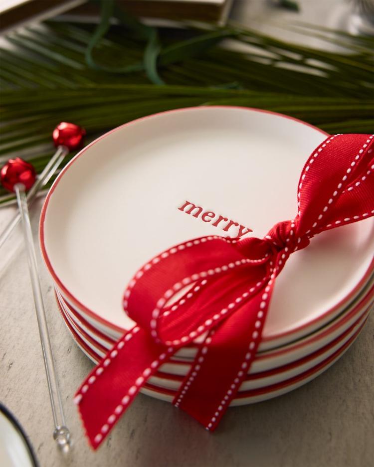 Beach & Home Drinkware & Bar | Tommy Bahama Holiday Appetizer Plates—Set Of 4 Red