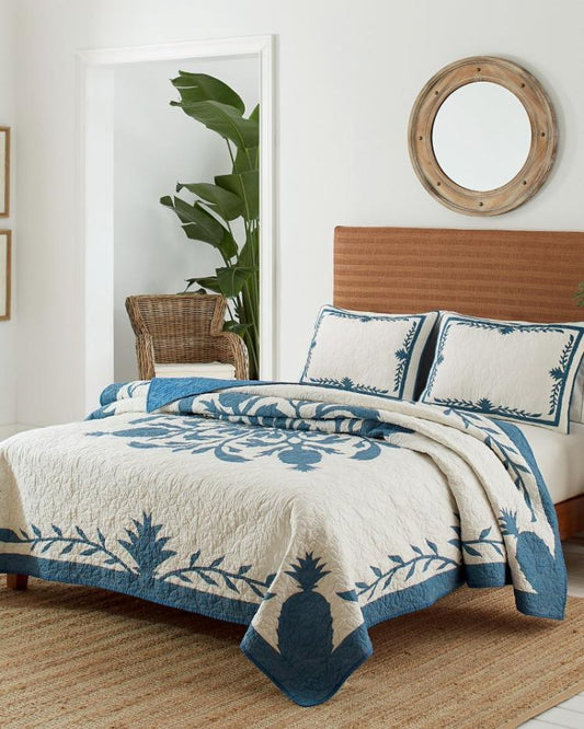 Beach & Home Quilts & Blankets | Tommy Bahama Aloha Pineapple Full/Queen Quilt Blue