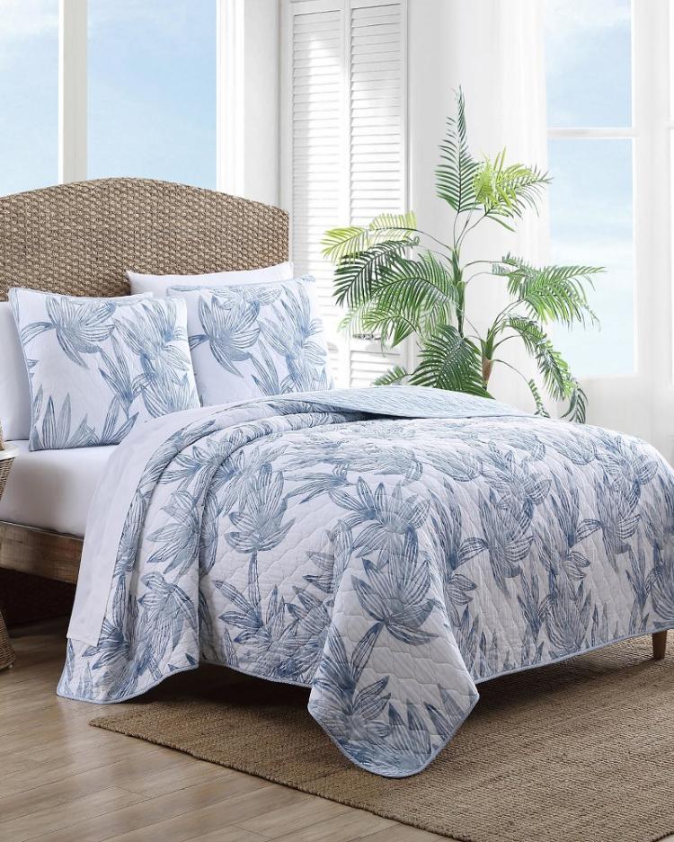 Beach & Home Quilts & Blankets | Tommy Bahama Kayo 3-Piece Full/Queen Quilt Set Blue