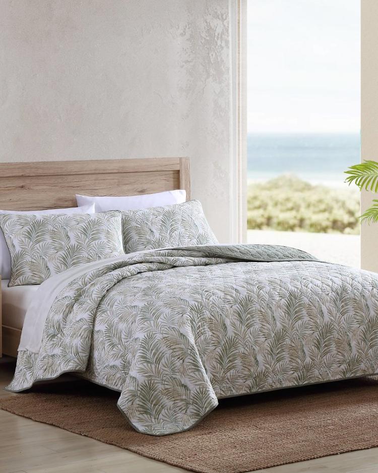 Beach & Home Quilts & Blankets | Tommy Bahama Maui Palm 2-Piece Twin Quilt Set Green