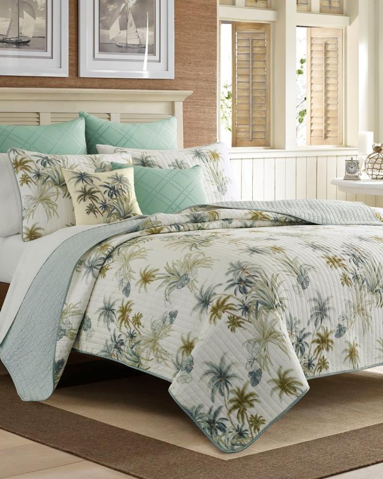 Beach & Home Quilts & Blankets | Tommy Bahama Serenity Palms King Quilt Blue
