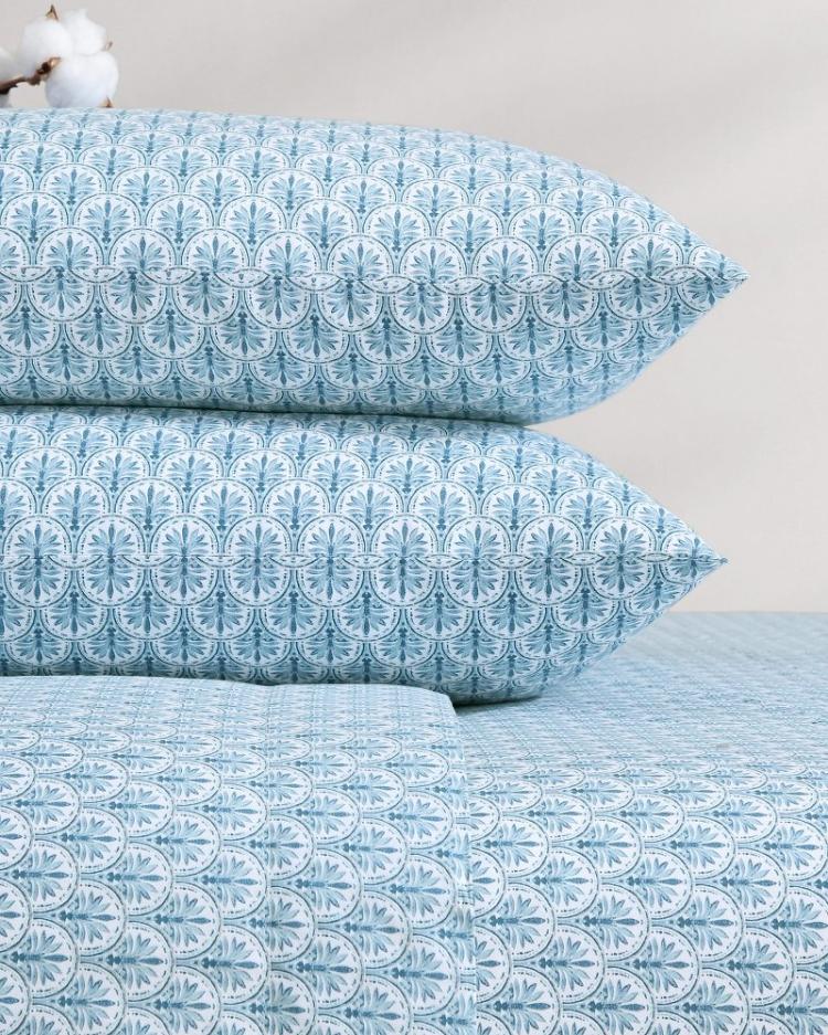 Beach & Home Sheet Sets & Bedskirts | Tommy Bahama Coastal Batik Blue 4-Piece Queen Sheet Set Blue