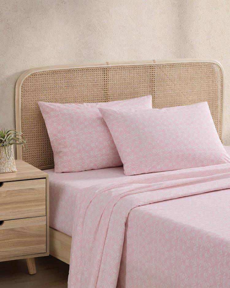 Beach & Home Sheet Sets & Bedskirts | Tommy Bahama Lovely Palms 4-Piece King Sheet Set Pink