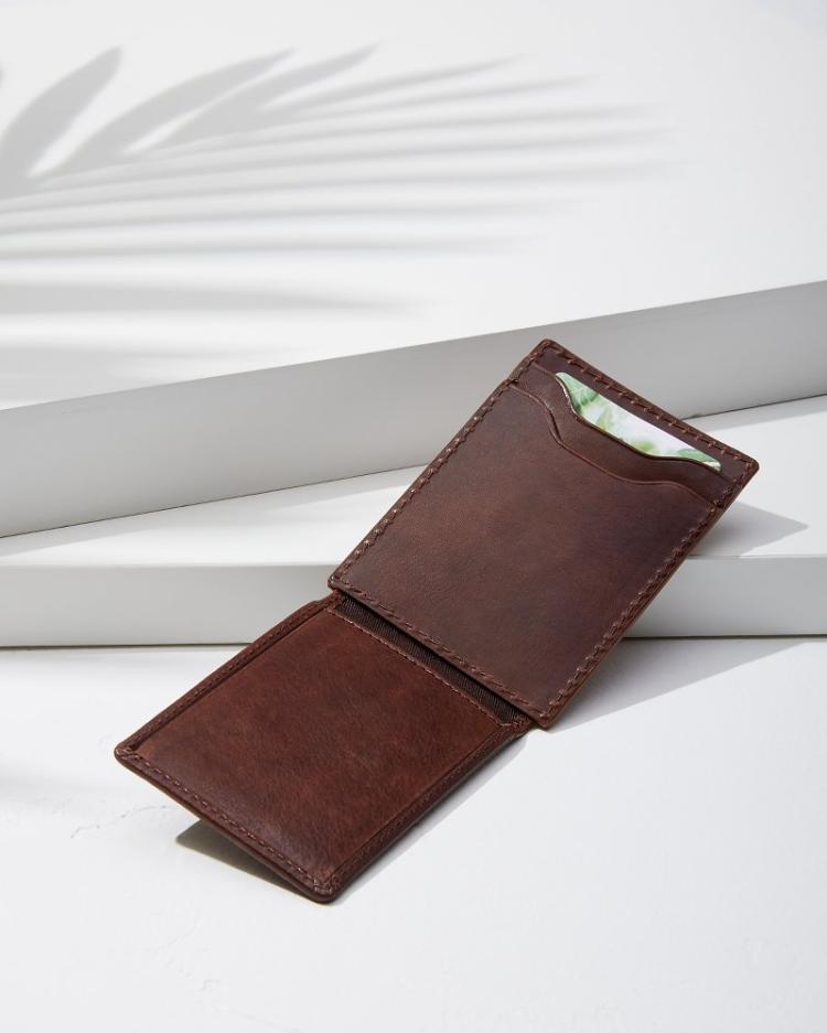 Men Wallets & Tech Accessories | Tommy Bahama Two-Tone Magnetic Card Holder Cognac