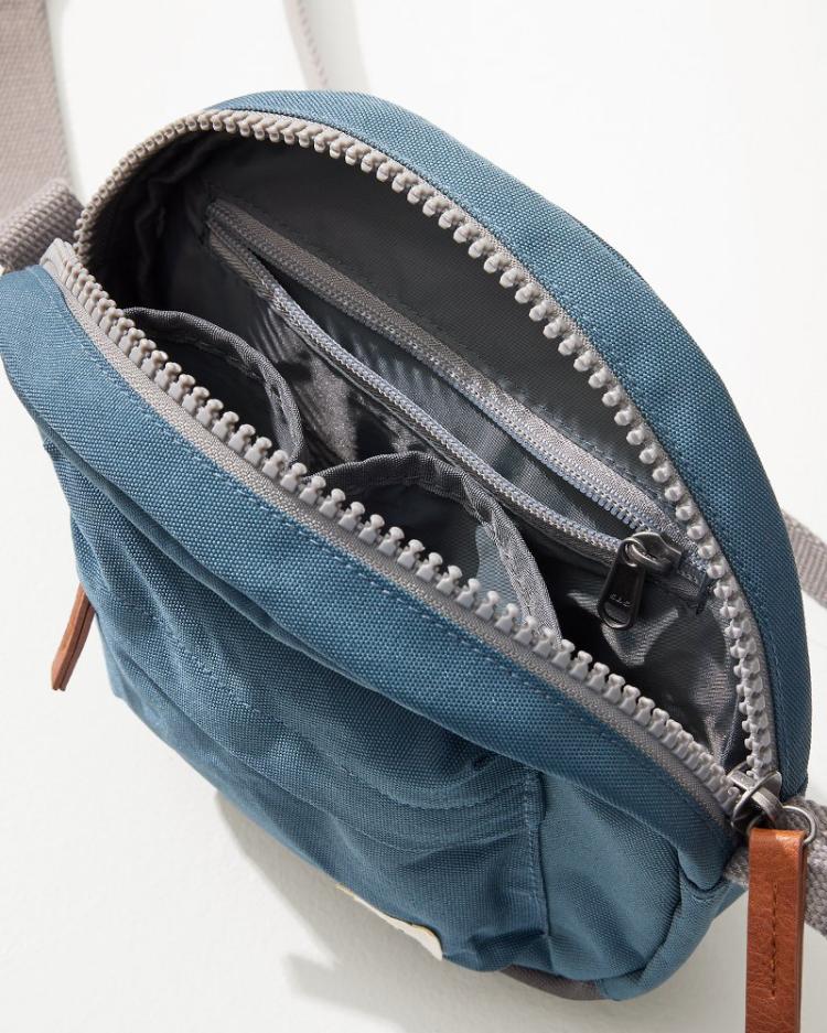 Men/Women/Beach & Home Luggage & Travel | Tommy Bahama Paddington Airforce Crossbody Bag Airforce