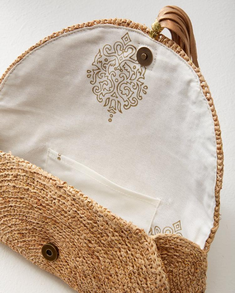 Women Handbags & Clutches | Tommy Bahama Islamora Lux Crocheted Raffia Clutch Natural