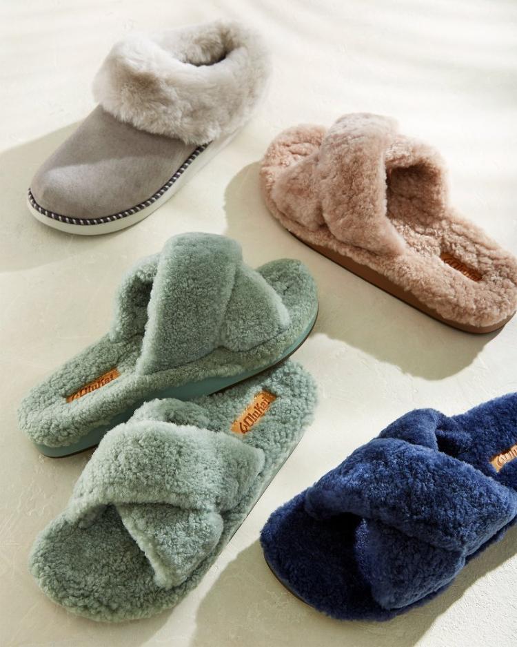 Women Sleepwear | Tommy Bahama OluKai® Hila Heu Slippers Muted Green