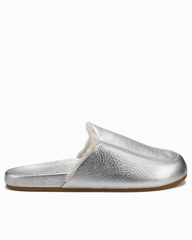 Women Sleepwear | Tommy Bahama OluKai® Kōnea Slippers Silver