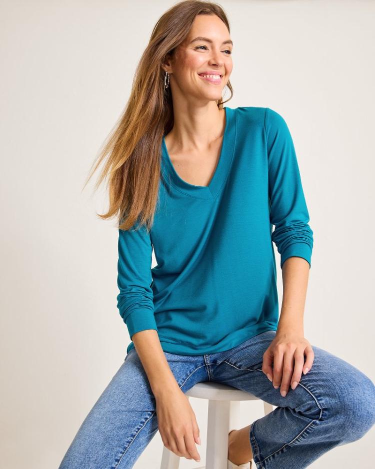 Women Tops & Shirts | Tommy Bahama Kauai Jersey Long-Sleeve V-Neck T-Shirt Academy