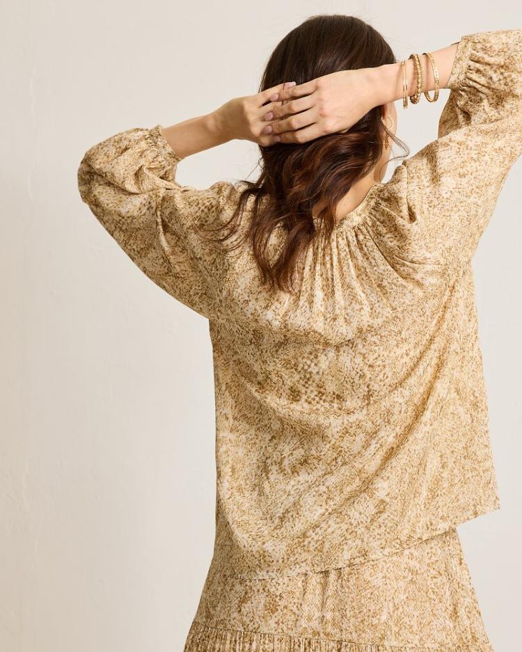 Women Tops & Shirts | Tommy Bahama Playa Python Peasant Top Travertine