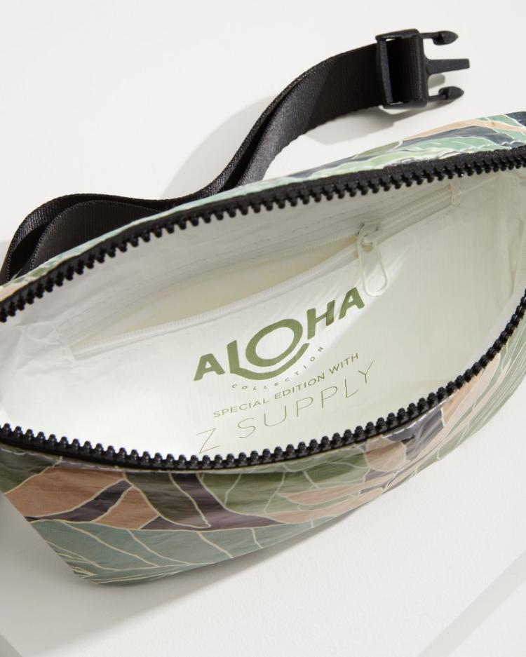 Women/Beach & Home Handbags & Clutches | Tommy Bahama Aloha Collection Cusco Mini Hip Pack Cusco