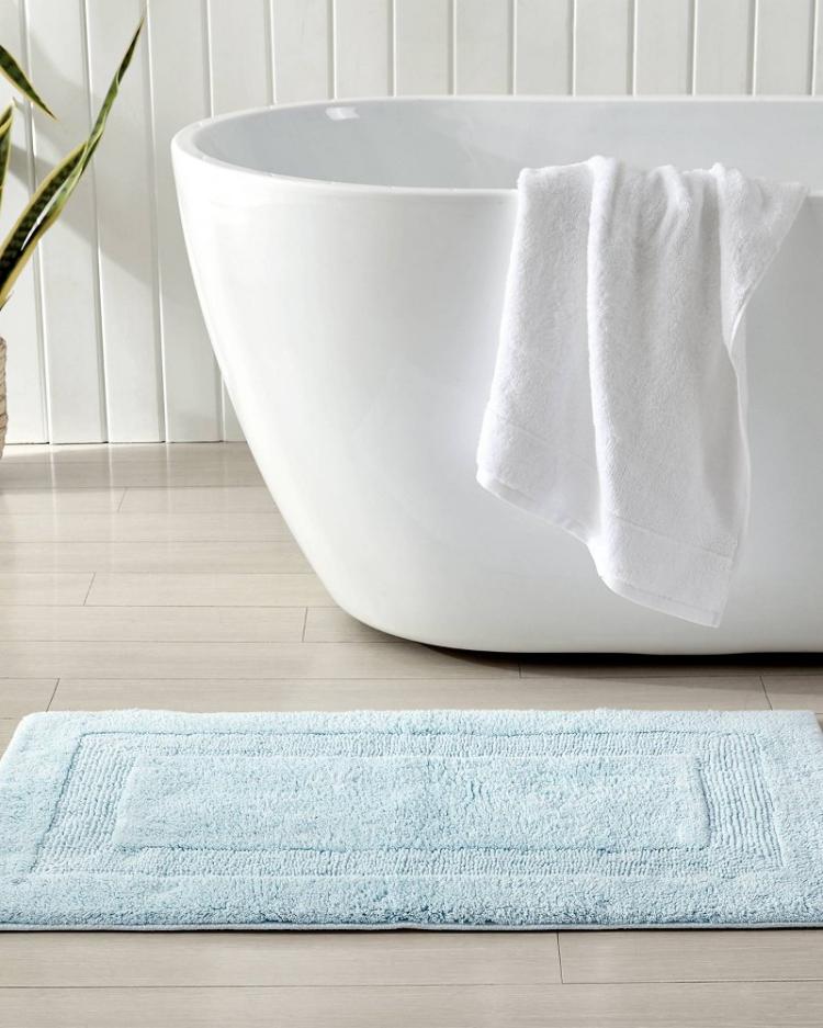 Beach &amp; Home Bath | Tommy Bahama Long Branch Reversible Bath Rug Sky Blue