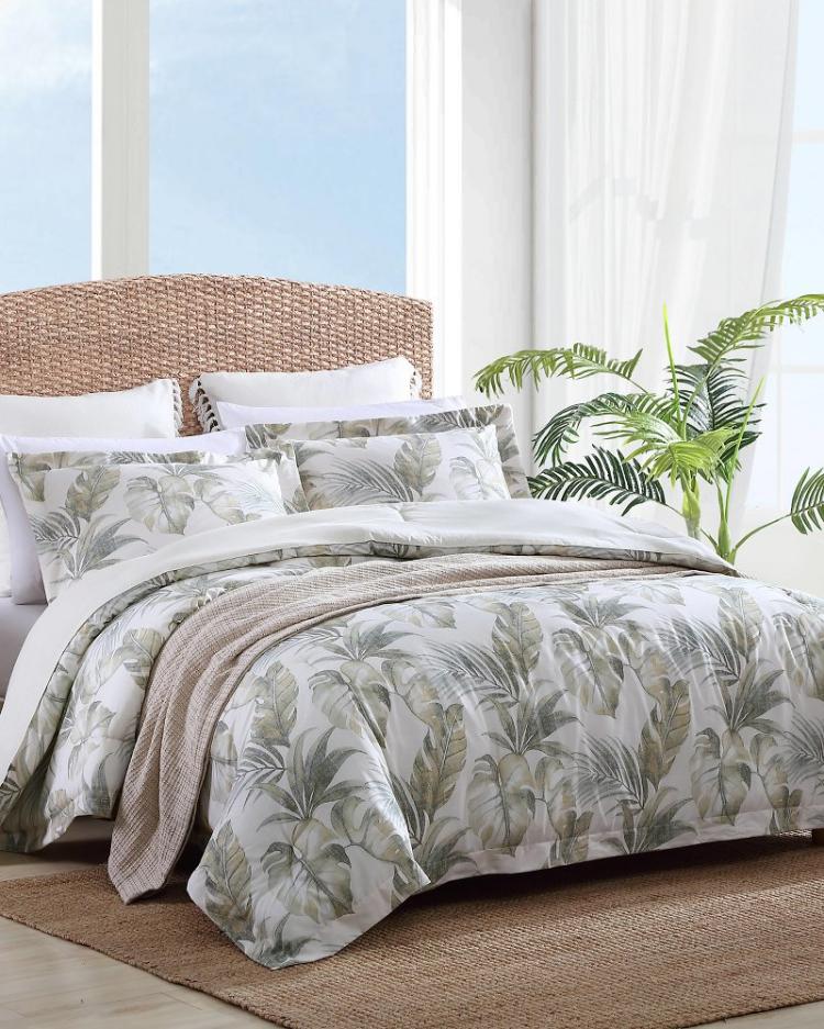 Beach &amp; Home Comforters &amp; Duvets | Tommy Bahama Waimea Bay 3-Piece Queen Comforter Set Green