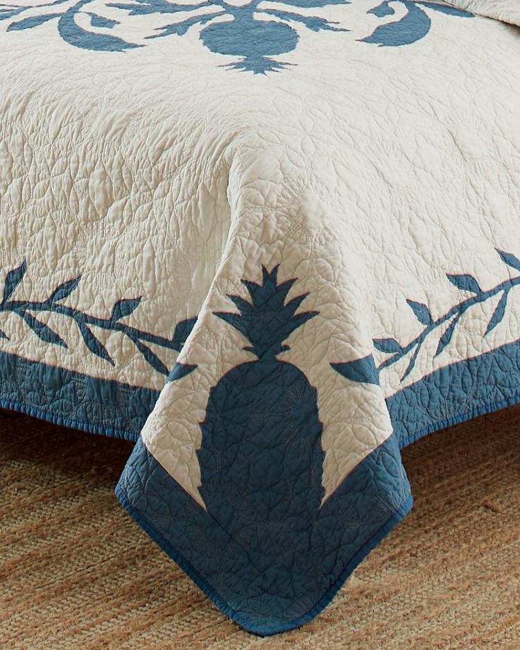 Beach &amp; Home Quilts &amp; Blankets | Tommy Bahama Aloha Pineapple Full/Queen Quilt Blue