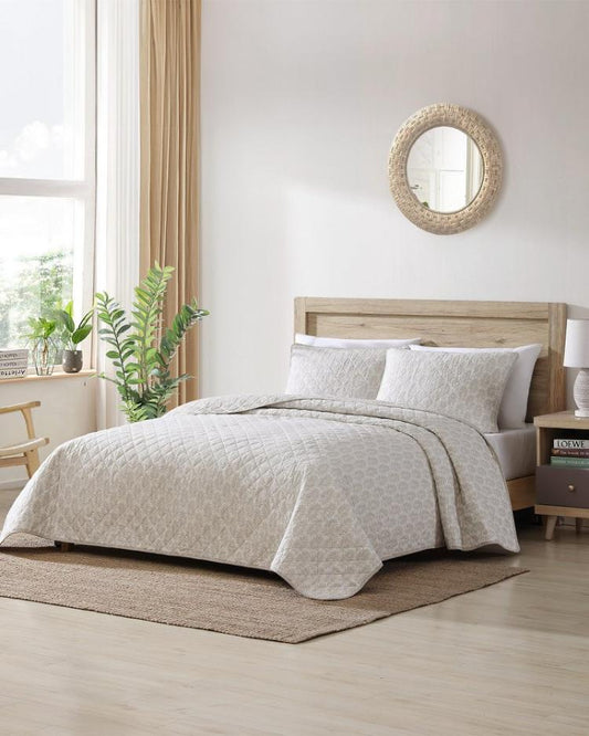 Beach &amp; Home Quilts &amp; Blankets | Tommy Bahama Bahama Fronds Reversible 2-Piece Twin Quilt Set Brown