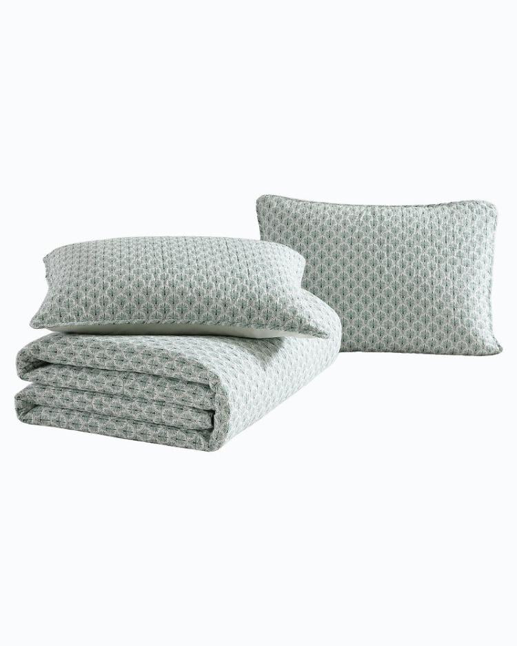 Beach &amp; Home Quilts &amp; Blankets | Tommy Bahama Coastal Batik 3-Piece King Quilt Set Spring Green