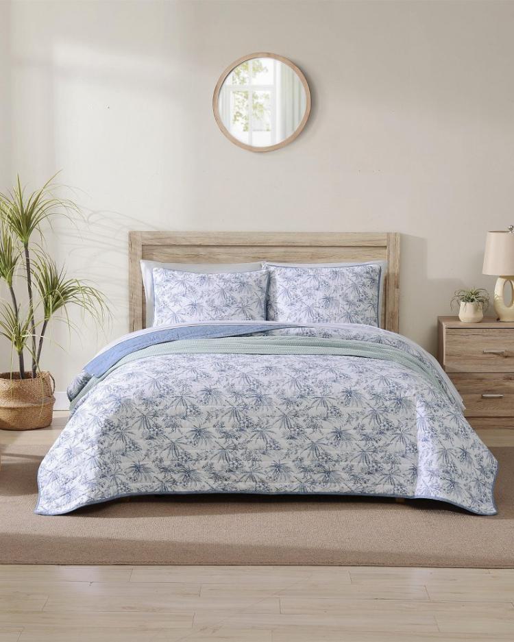 Beach &amp; Home Quilts &amp; Blankets | Tommy Bahama Pen And Ink Palm Reversible 2-Piece Twin Quilt Set Indigo