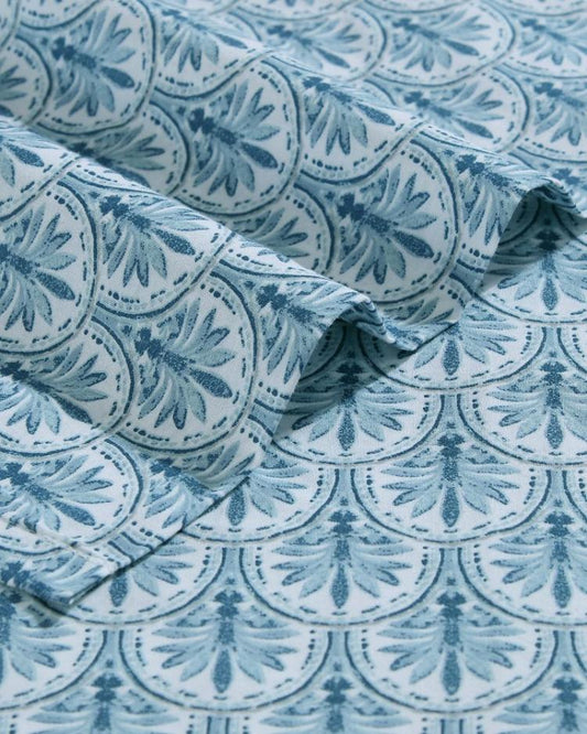Beach &amp; Home Sheet Sets &amp; Bedskirts | Tommy Bahama Coastal Batik Blue 4-Piece Queen Sheet Set Blue