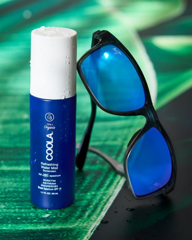 Beach &amp; Home/Women Beach Accessories | Tommy Bahama 2-Piece All Day &amp; Hydration Protection Kit By COOLA® Multicolor