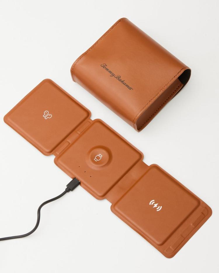 Men Wallets &amp; Tech Accessories | Tommy Bahama 3-In-1 Wireless Charging Pad Brown