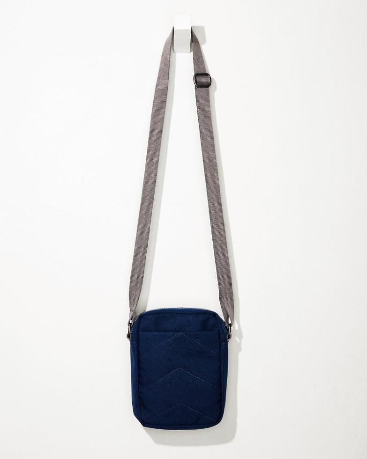 Men/Beach &amp; Home Luggage &amp; Travel | Tommy Bahama Bond Deep Blue Canvas Crossbody Deep Blue