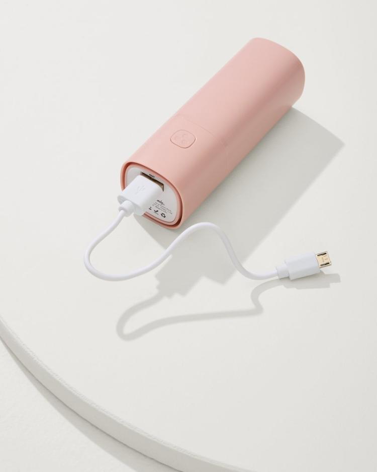 Men/Women/Beach &amp; Home Luggage &amp; Travel | Tommy Bahama Portable Fan &amp; Power Bank Pink