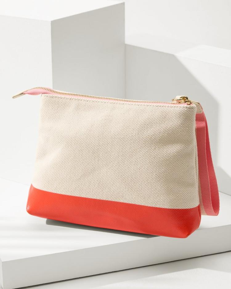 Women Handbags &amp; Clutches | Tommy Bahama Embroidered Red Crab Carina Wristlet Red Crab