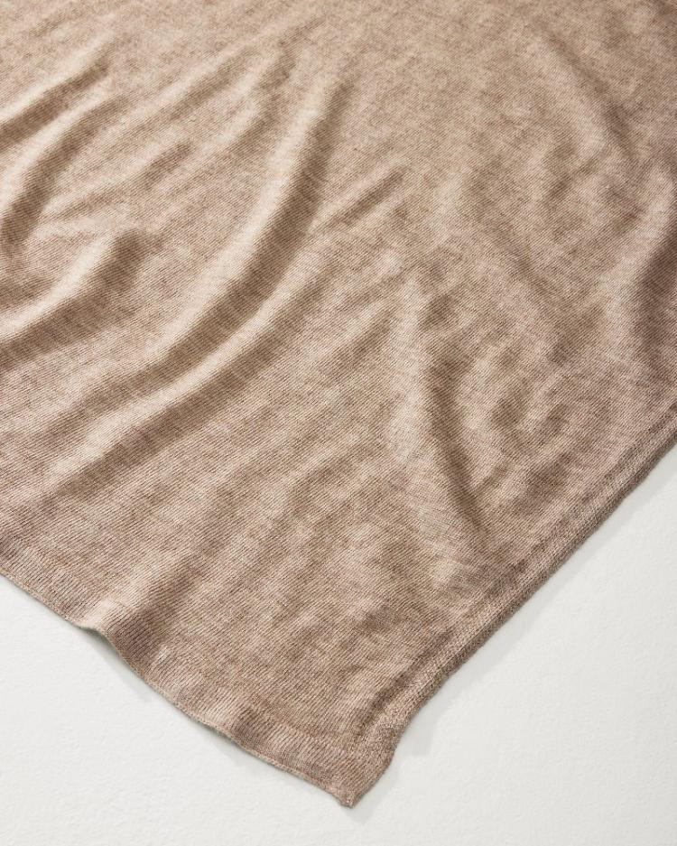 Women Scarves &amp; Wraps | Tommy Bahama Essential Travel Wrap Farro Heather