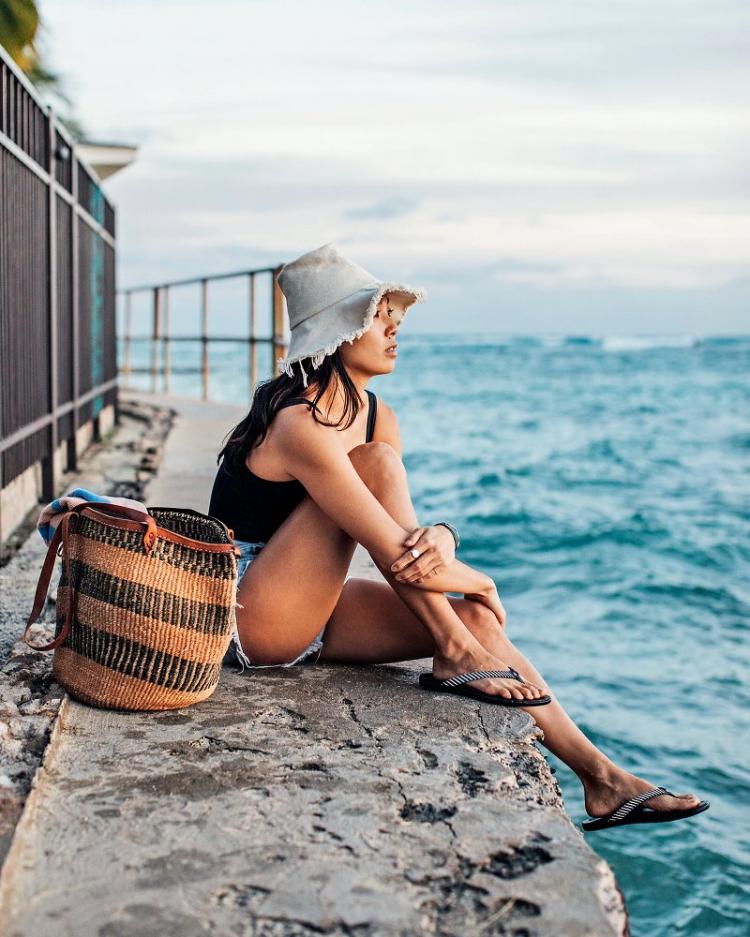 Women Shoes &amp; Sandals | Tommy Bahama OluKai® Ho'ōpio Sandals Trench Blue