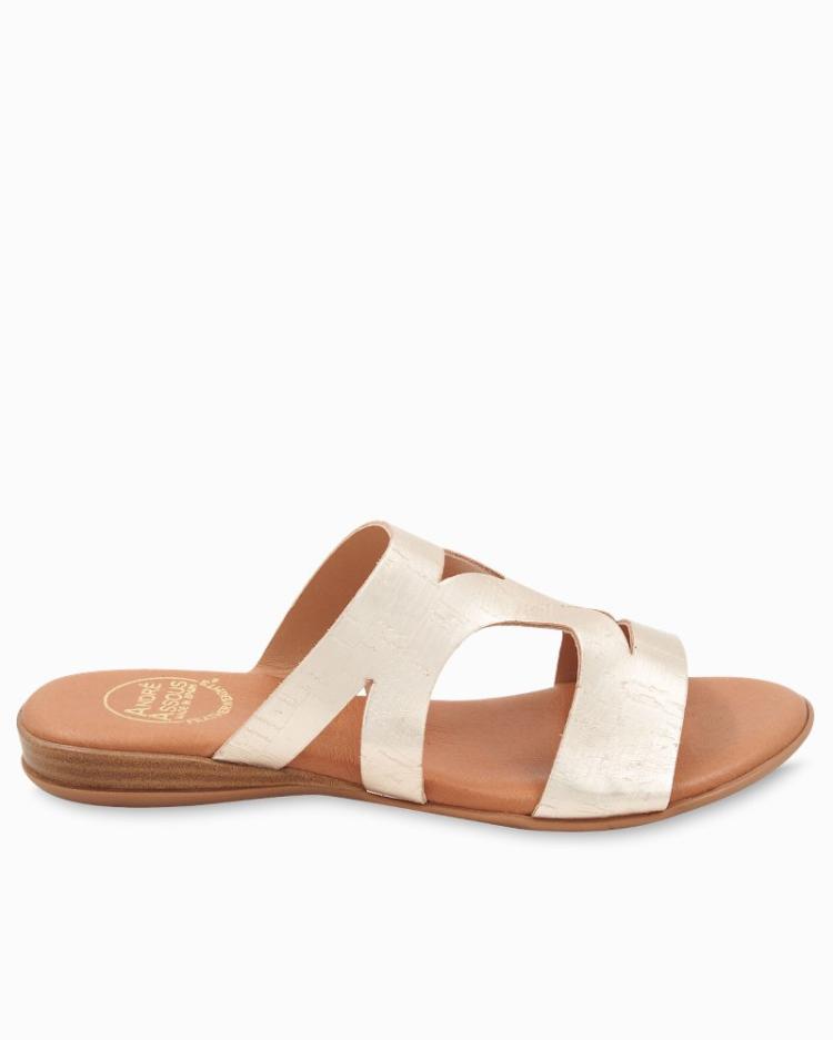 Women Shoes &amp; Sandals | Tommy Bahama André Assous Nailea Metallic Cork Sandals Platino