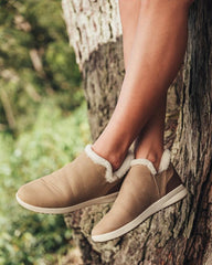 Women Shoes &amp; Sandals | Tommy Bahama OluKai® Mālua Hulu Boots Tan