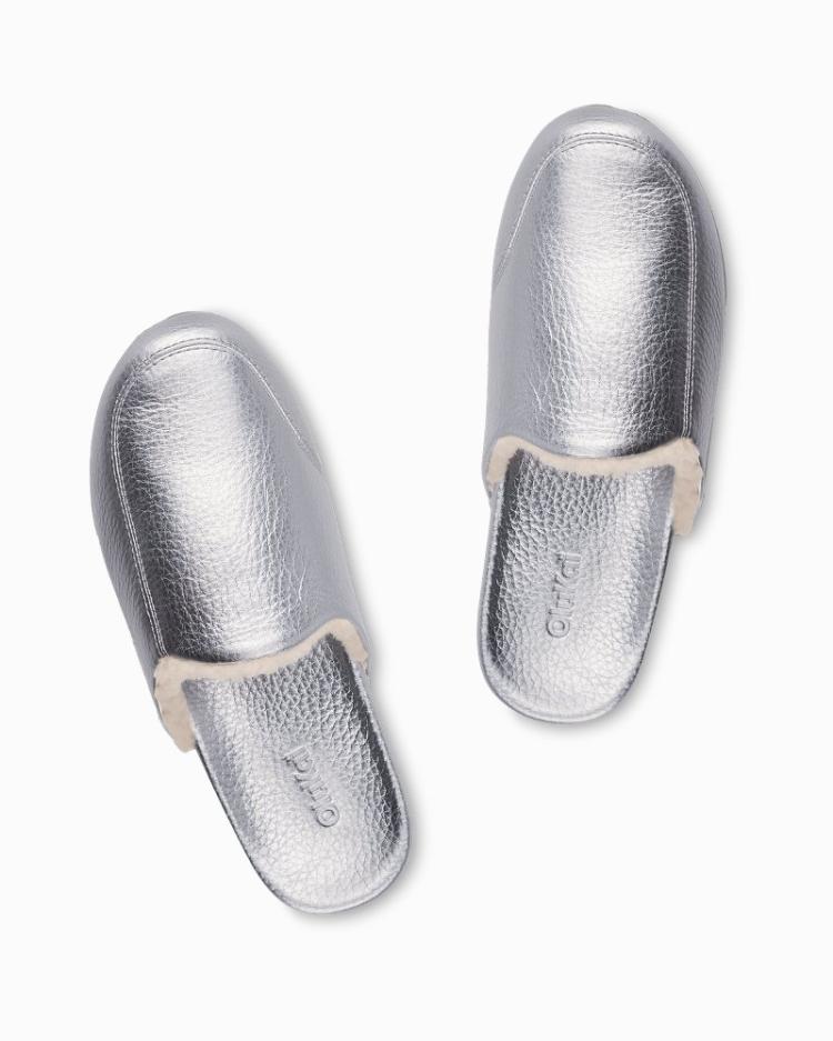Women Sleepwear | Tommy Bahama OluKai® Kōnea Slippers Silver