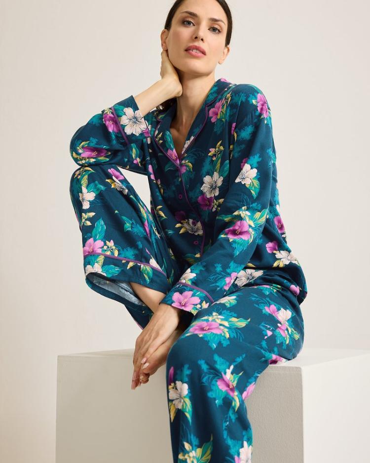 Women Sleepwear | Tommy Bahama Woven Sateen Long Sleeve &amp; Pants Pajama Set Summer Night