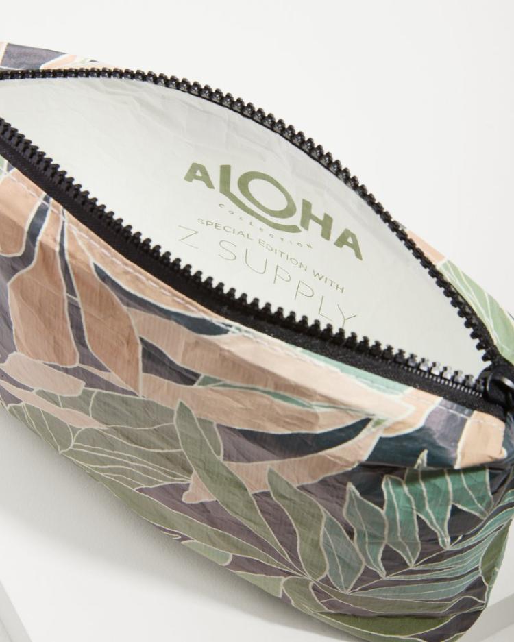 Women/Beach &amp; Home Handbags &amp; Clutches | Tommy Bahama Aloha Collection Cusco Small Pouch Cusco