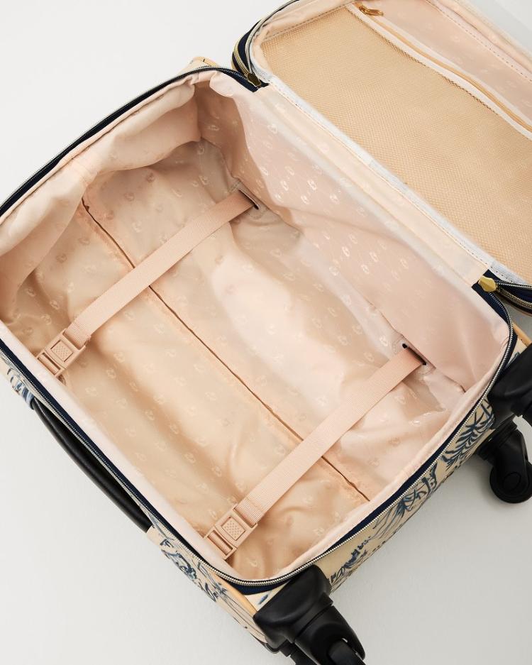 Women/Beach &amp; Home Luggage &amp; Travel | Tommy Bahama Daise Seascape 20-Inch Rolling Suitcase Daise Seascape